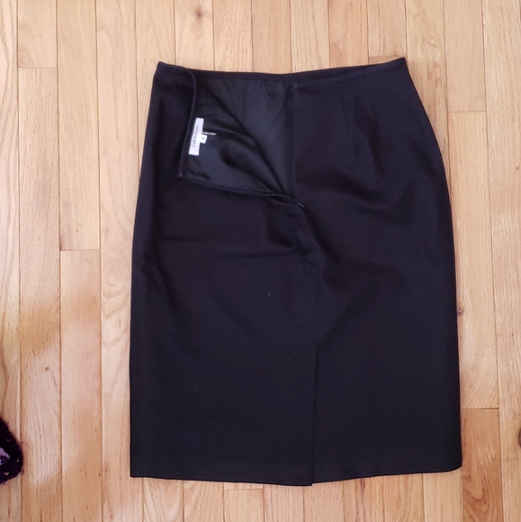 Calvin Klein Skirt - Picture 5 of 5